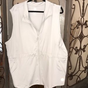 Plus size 30/32 gray vest with zipper. NWOT